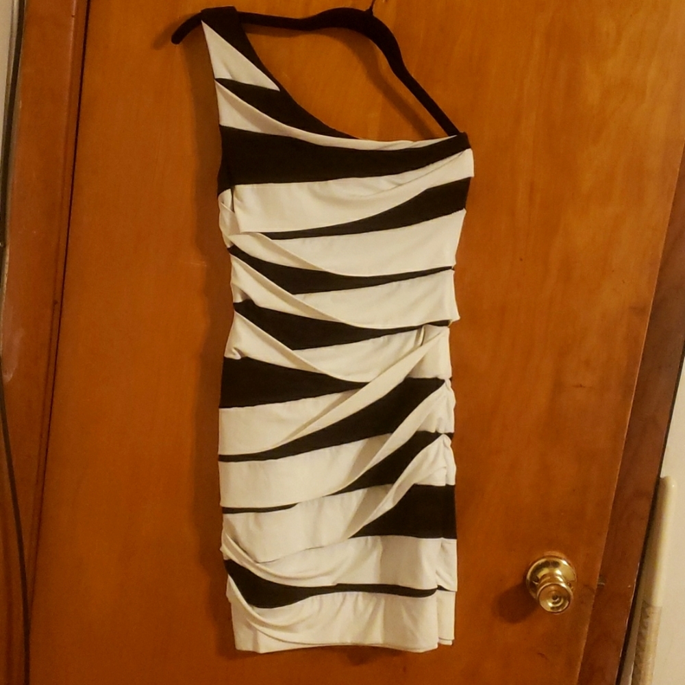 Black/White Bodycon Dress